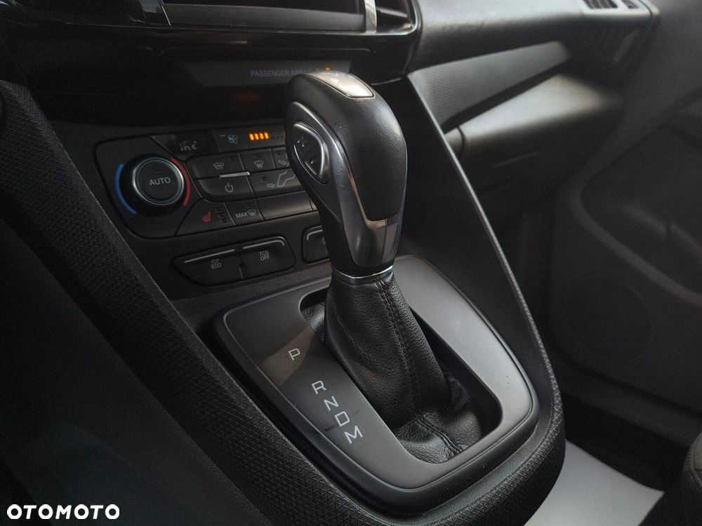 Ford Tourneo Connect Grand - 20