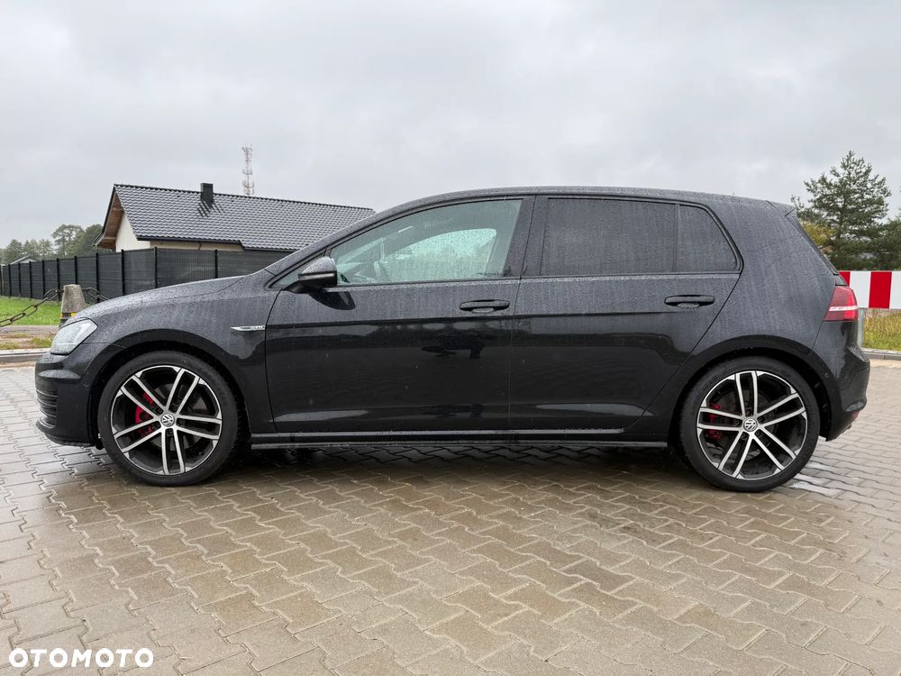 Volkswagen Golf 2.0 TDI BMT GTD - 11