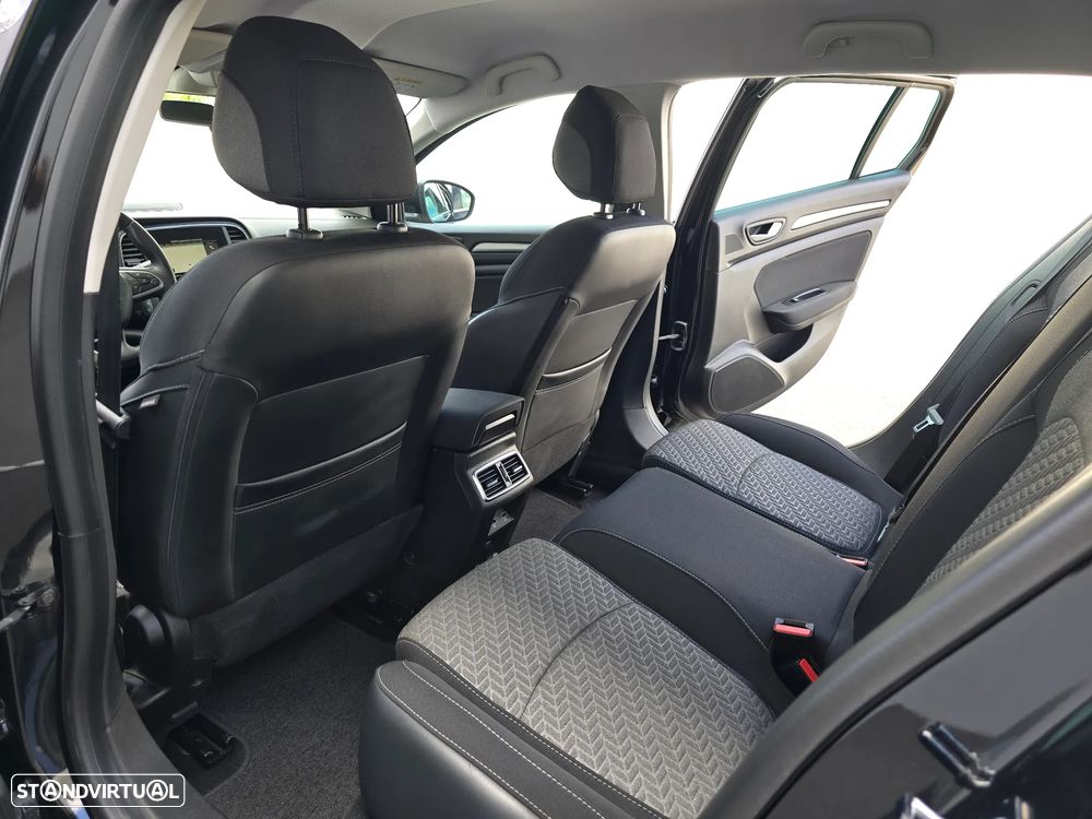 Renault Mégane 1.3 TCe Limited - 27