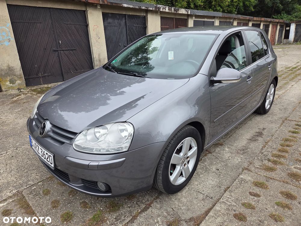 Volkswagen Golf 1.9 TDI DPF United - 10