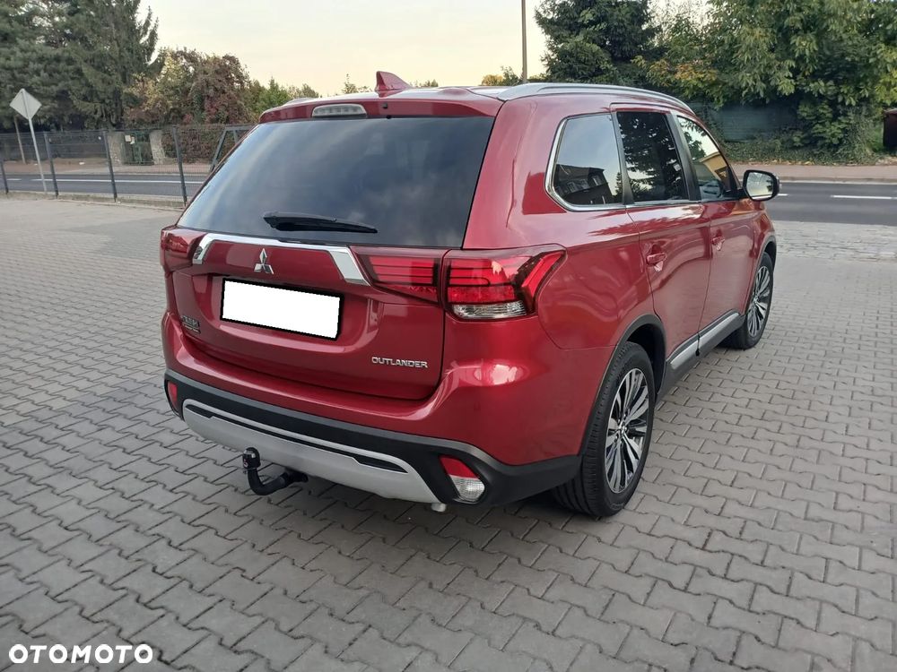 Mitsubishi Outlander 2.0 2WD CVT Edition 100 - 20