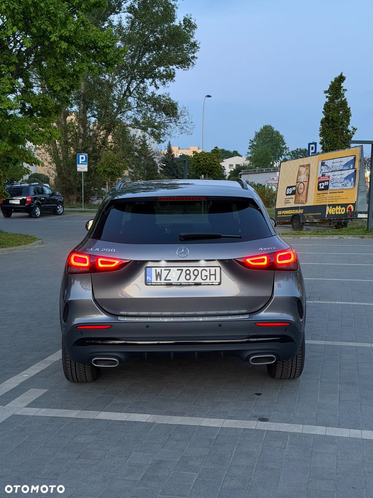 Mercedes-Benz GLA 200 4-Matic Progressive - 6