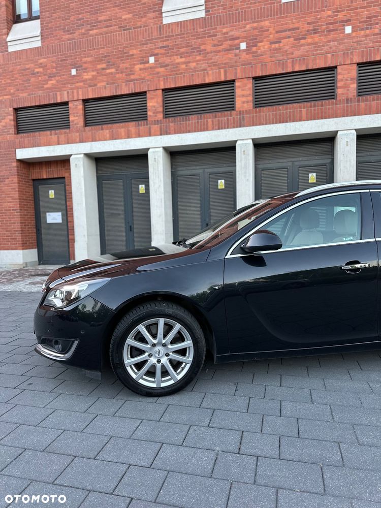 Opel Insignia 2.0 SIDI Turbo 4x4 Sports Tourer ecoFLEX Business Edition - 26