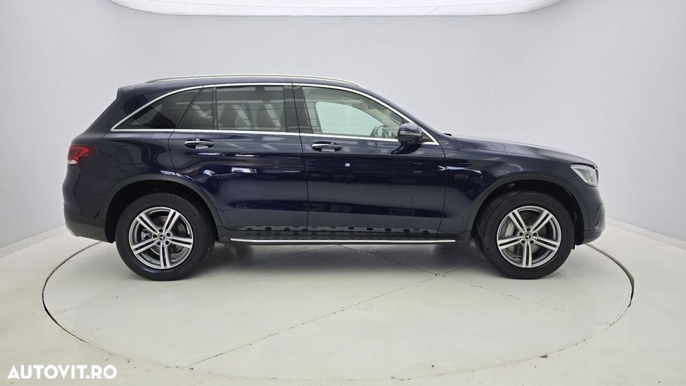 Mercedes-Benz GLC 300 e 4MATIC - 6