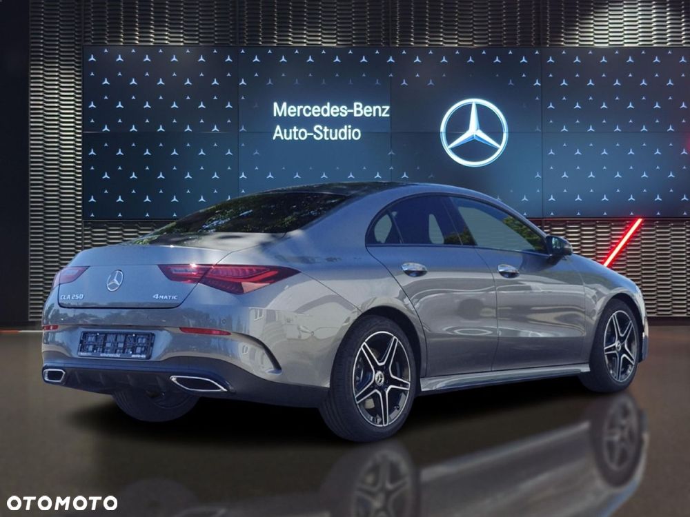Mercedes-Benz CLA - 5