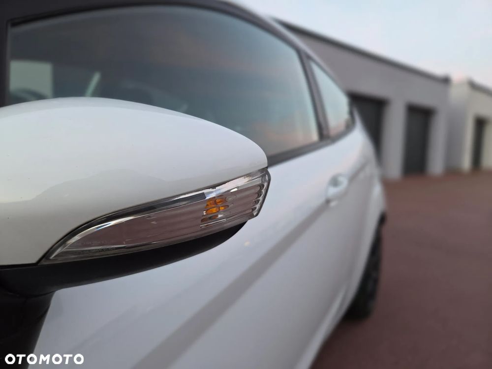 Ford Fiesta 1.25 Champions Edition - 18