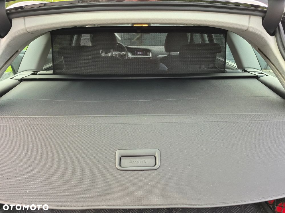 Audi A4 Avant 2.0 TDI DPF Attraction - 12
