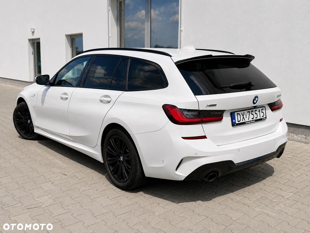 BMW Seria 3 330e xDrive M Sport sport - 8