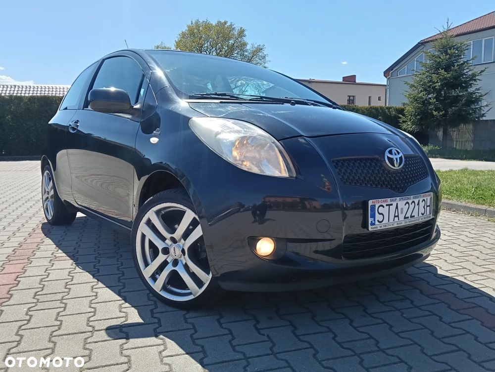 Toyota Yaris 1.3 Luna Premium - 2