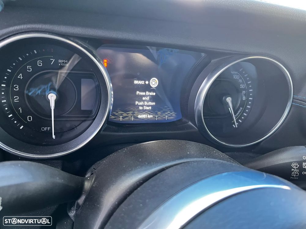 Jeep Wrangler - 13