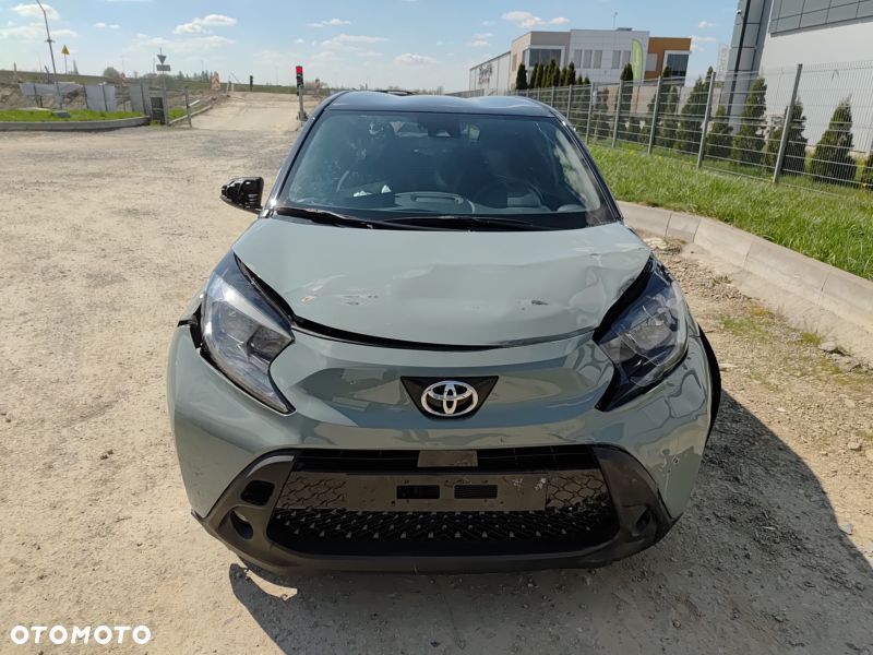 Toyota Aygo X 1.0 VVT-i Color Edition X-shift - 1