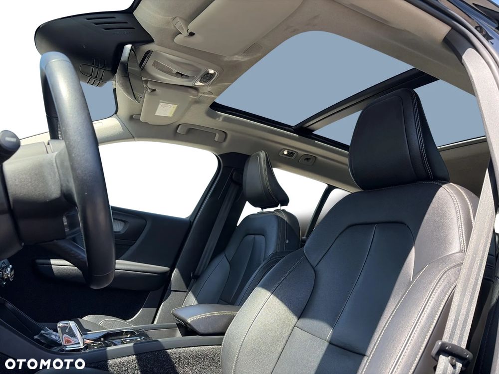Volvo XC 40 - 13