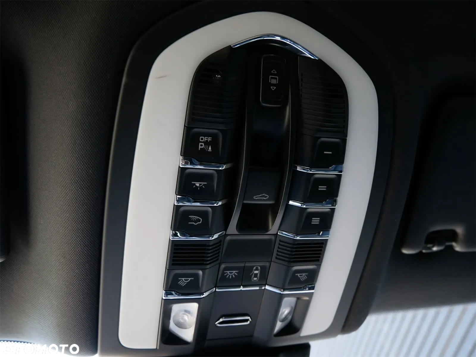 Porsche Macan - 20