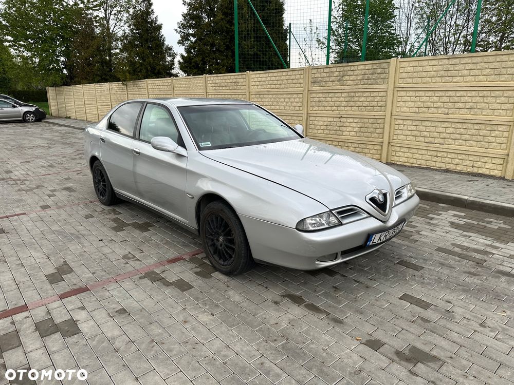 Alfa Romeo 166 2.4 JTD Progression - 2
