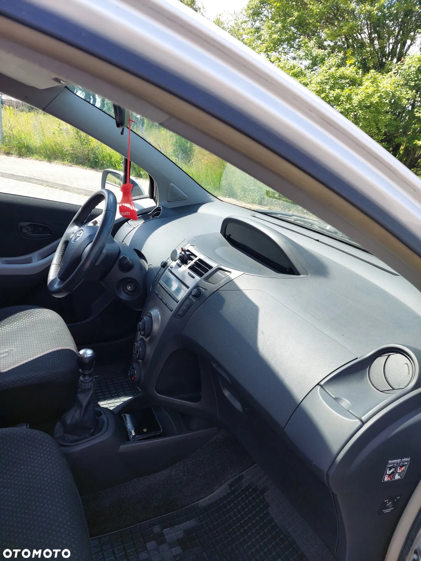 Toyota Yaris - 20