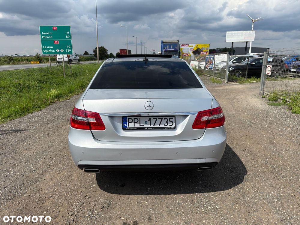 Mercedes-Benz Klasa E 350 CDI 4-Matic BlueEff Avantgarde - 3