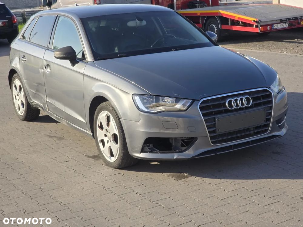 Audi A3 Sportback 1.6 TDI Attraction