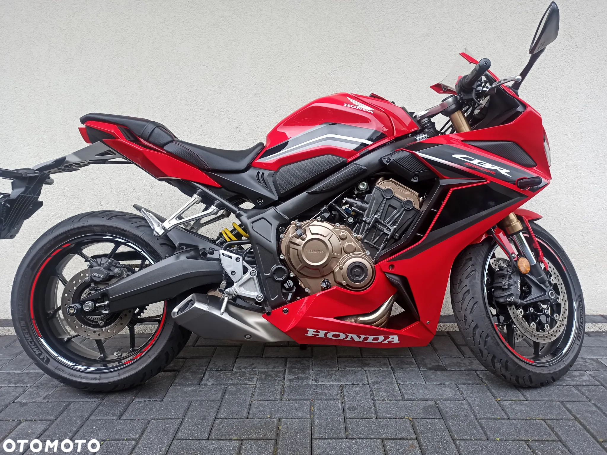 Honda CBR - 7