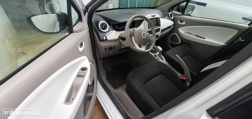 Renault Zoe (c/ Bateria) 22 kwh Life - 5