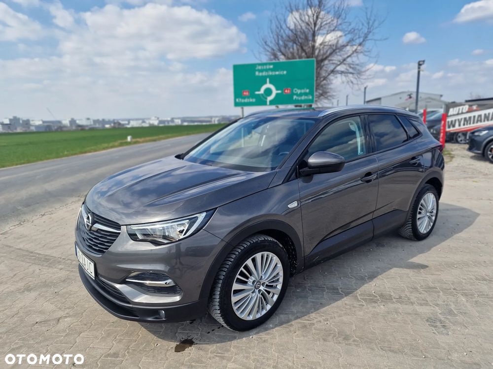 Opel Grandland X 1.2 Start/Stop Design Line - 2