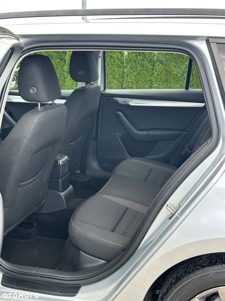 Skoda Octavia 1.5 TSI GPF ACT Ambition DSG - 13