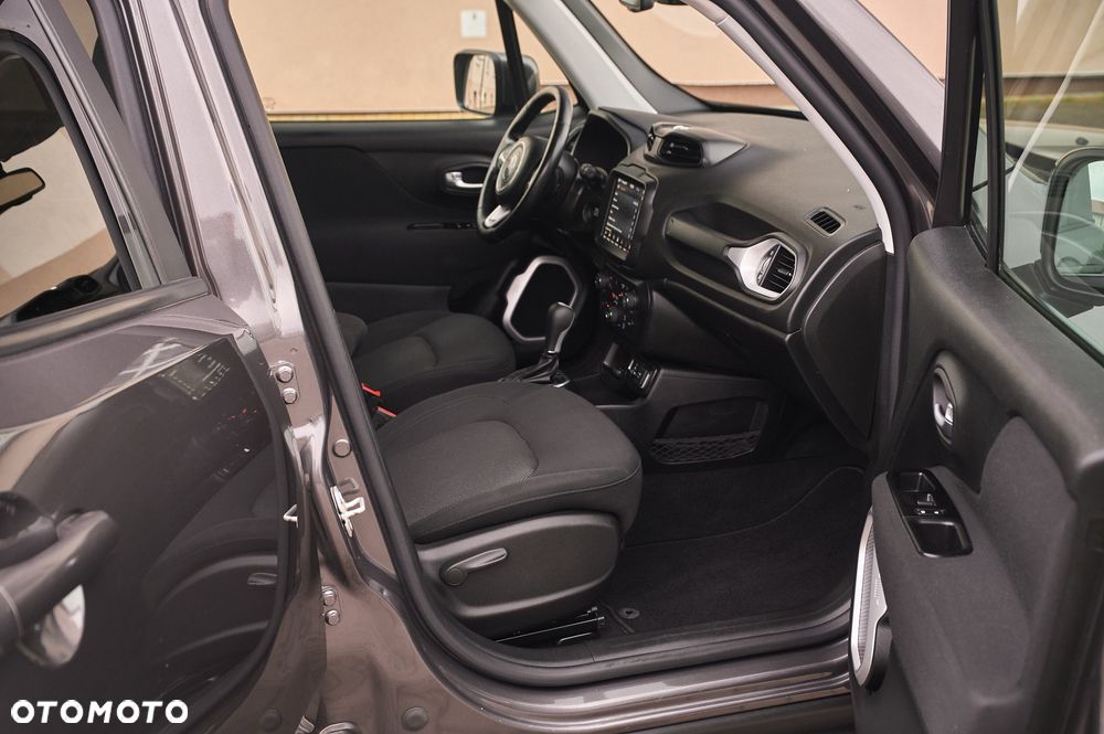 Jeep Renegade 1.3 GSE T4 Turbo Longitude FWD S&S - 26
