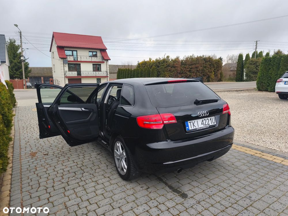 Audi A3 Sportback 2.0 TDI DPF Ambiente - 11