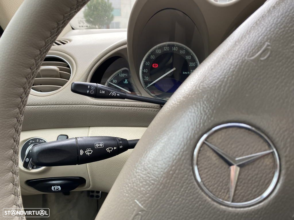 Mercedes-Benz SL 500 Standard - 32