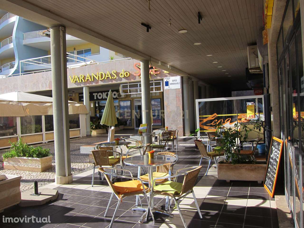 Loja, negócio em funcionamento na Praia da Rocha - Grande imagem: 3/21