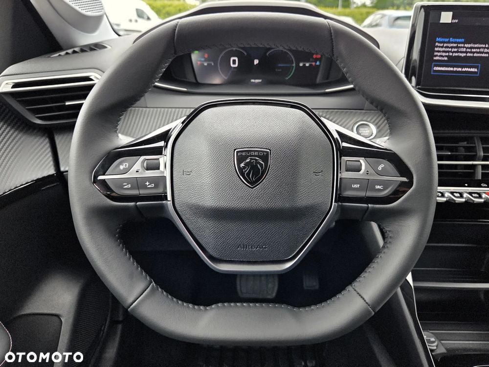 Peugeot 208 1.2 mHEV Allure e-DCS6 - 19