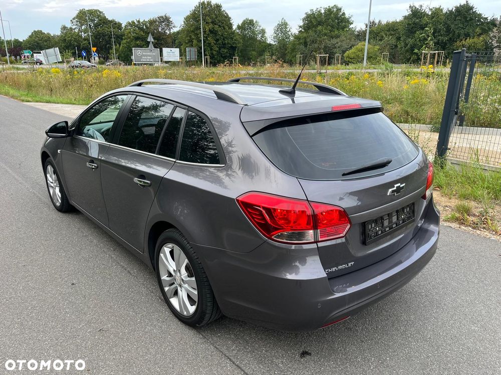 Chevrolet Cruze - 10