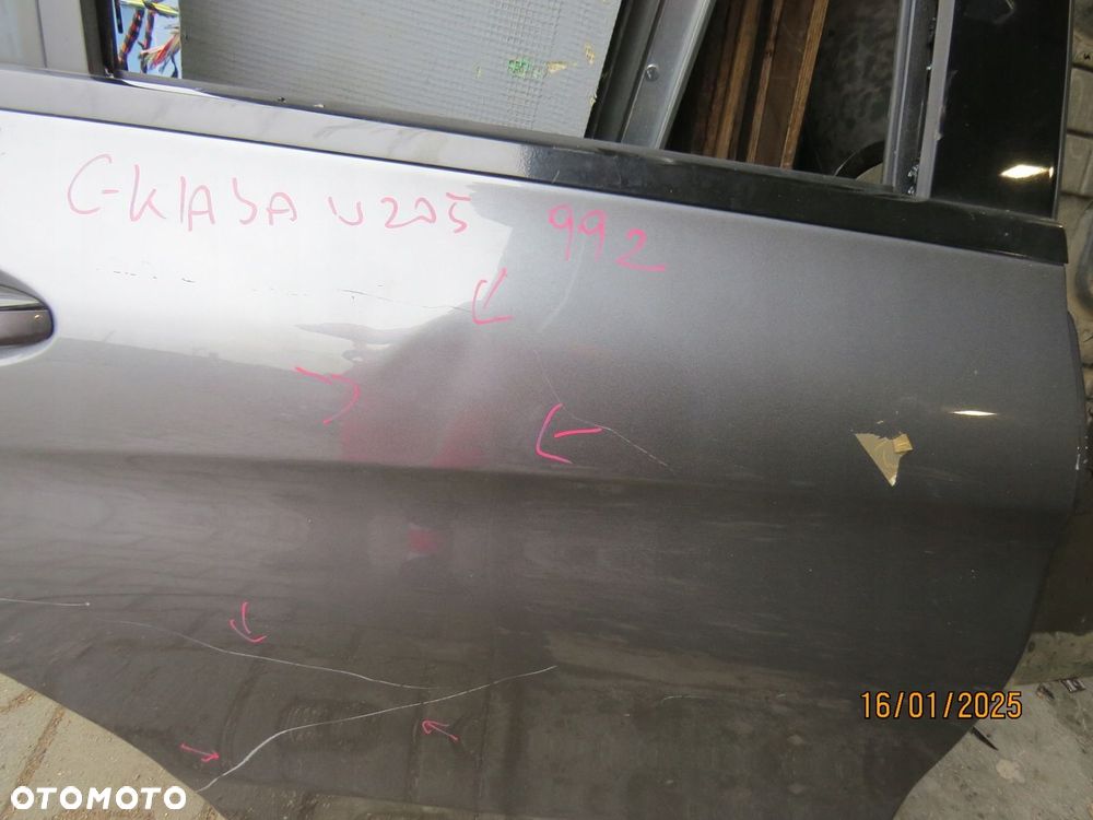 Mercedes W205 C KLASA DRZWI TYŁ PRAWE DRZWI 992 - 4