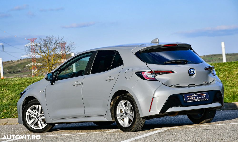 Toyota Corolla 1.8 HSD Dynamic - 5