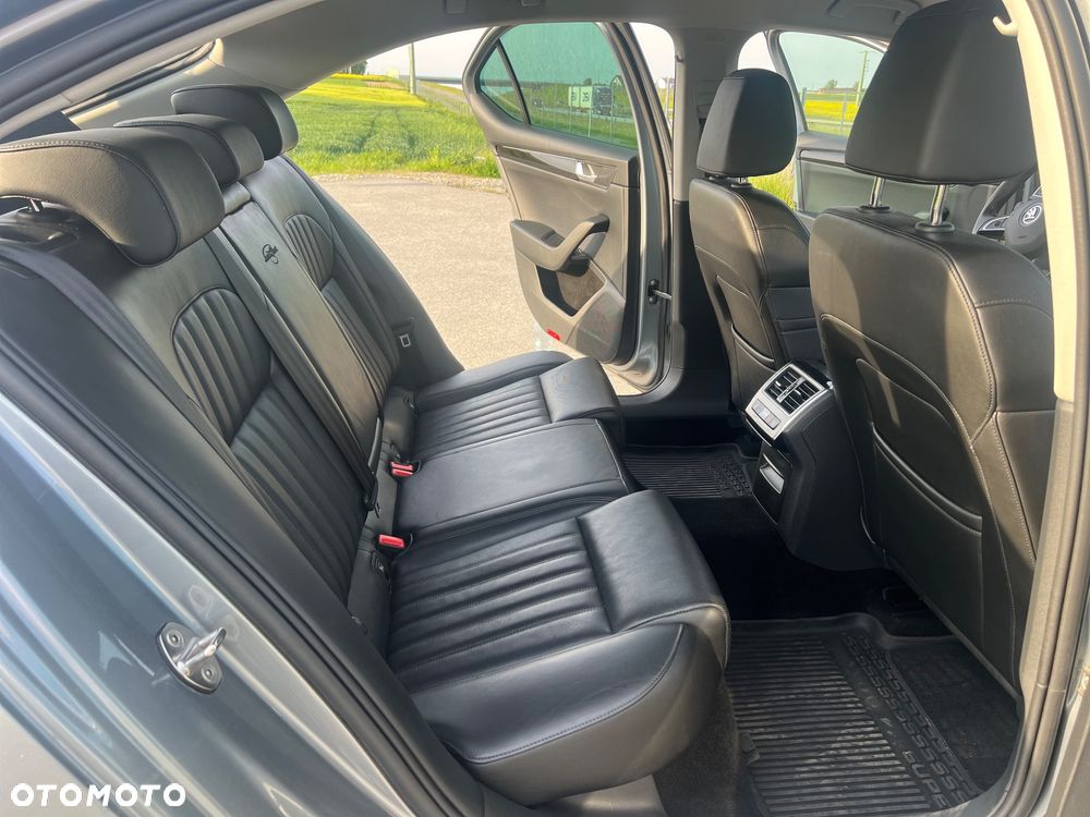 Skoda Superb 2.0 TDI SCR 4x4 L&K DSG - 34