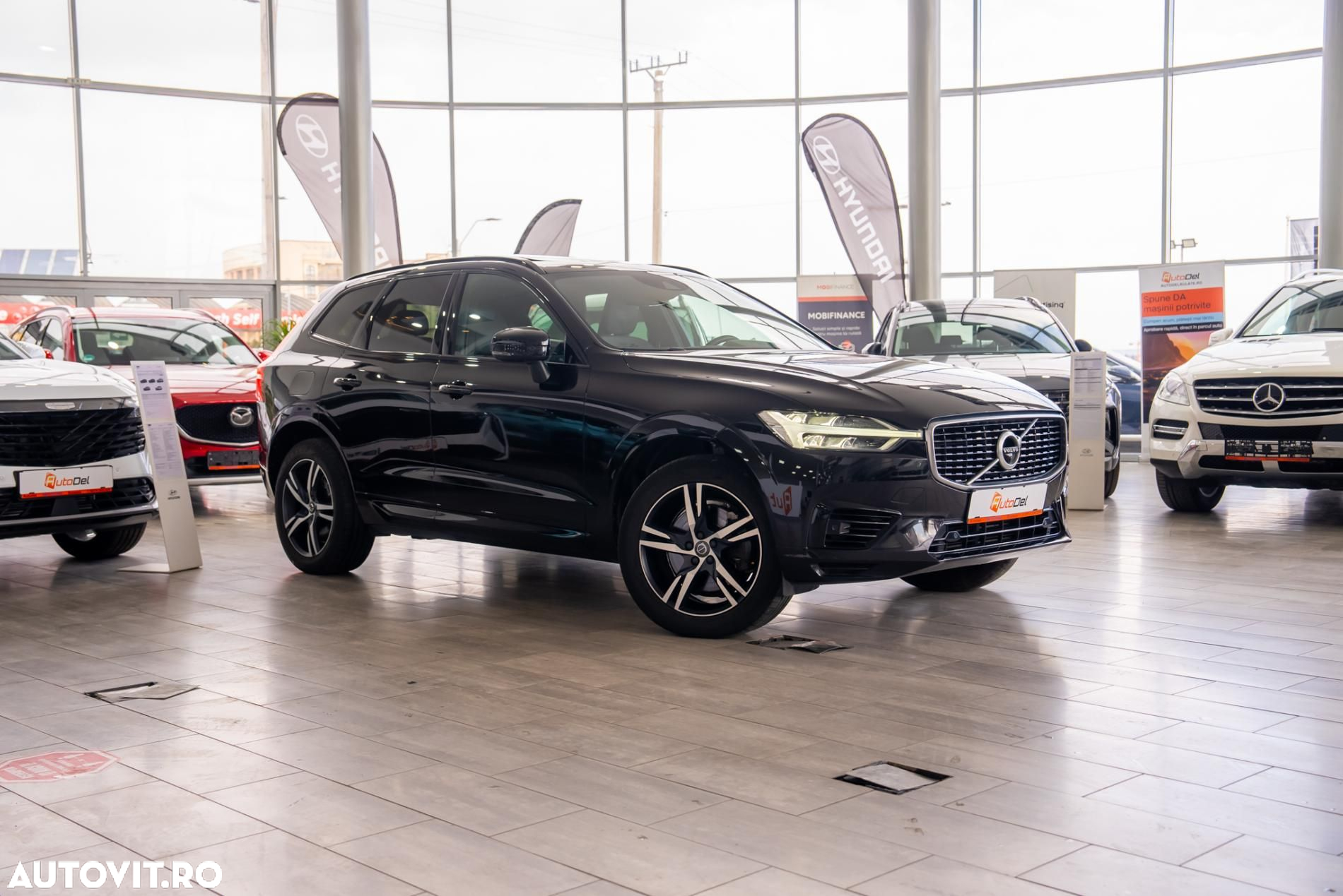 Volvo XC 60 T8 Twin Engine AWD Geartronic RDesign - 24