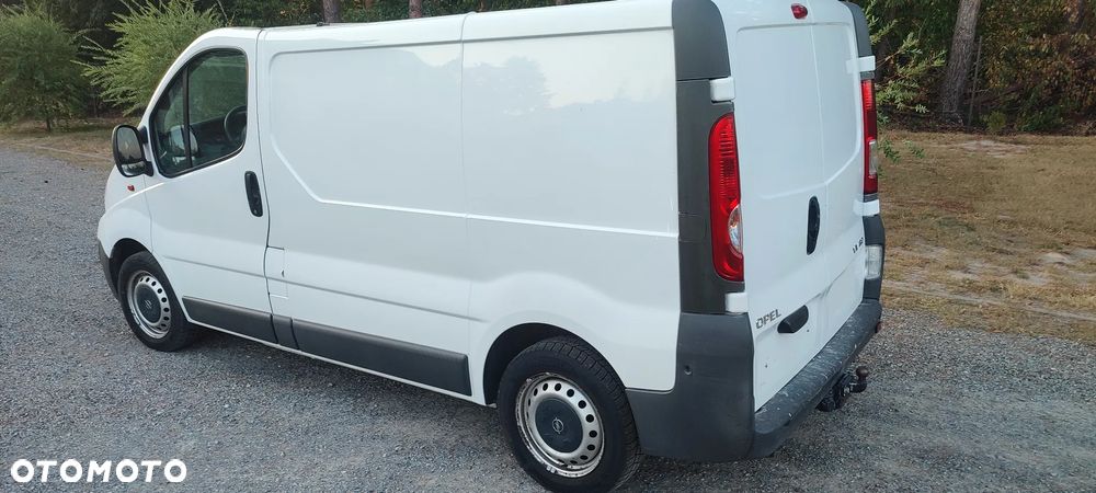 Opel Vivaro - 9