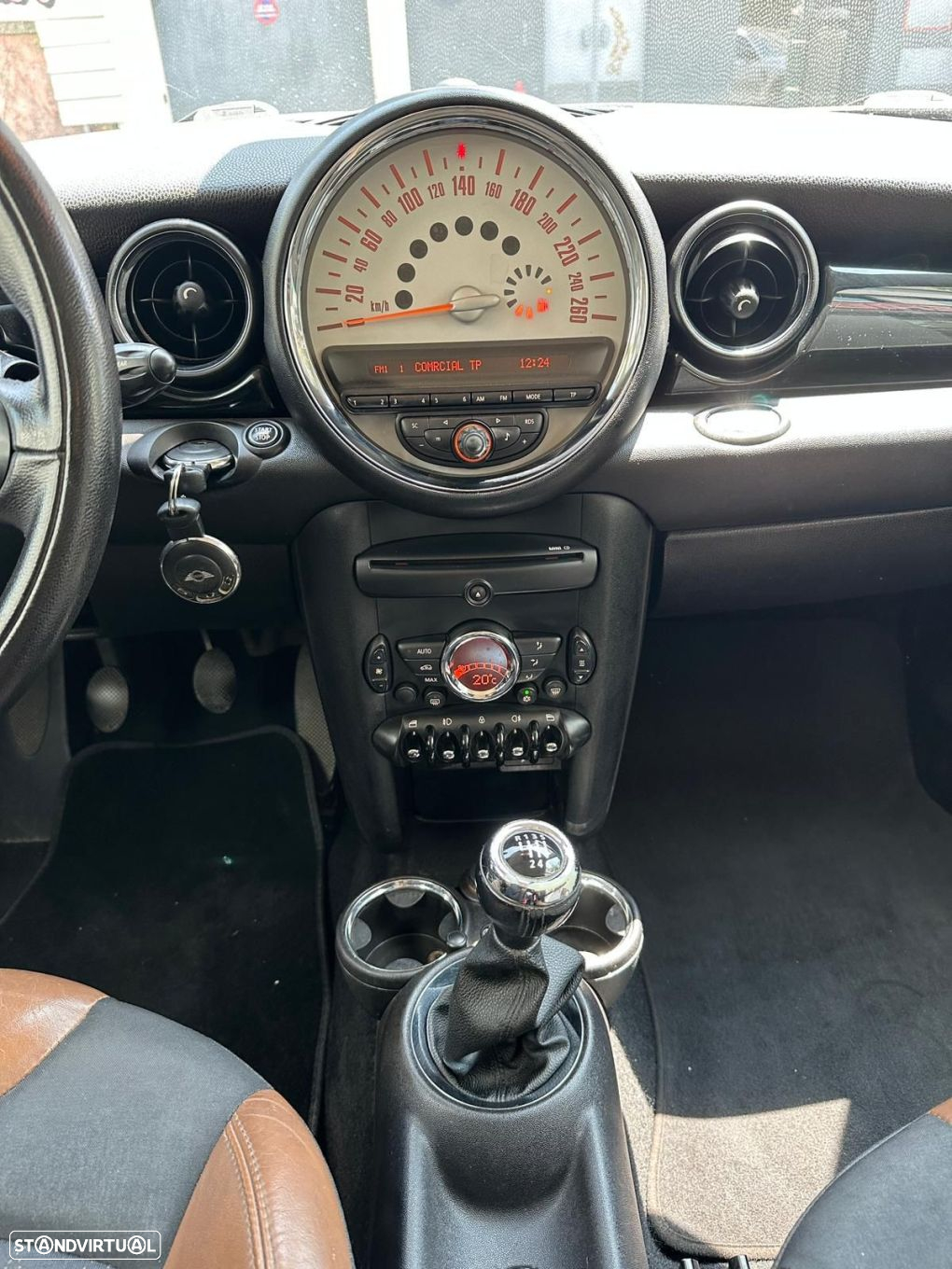 MINI 3 Portas Cooper D - 17