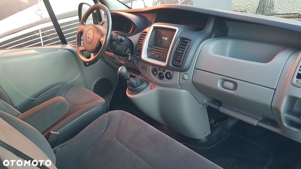 Renault Trafic - 8