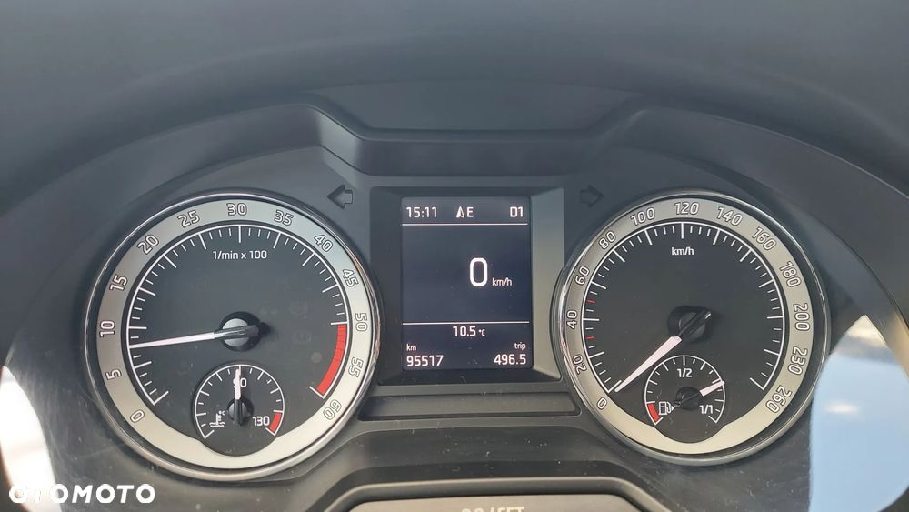 Skoda Octavia 2.0 TDI Style DSG - 24