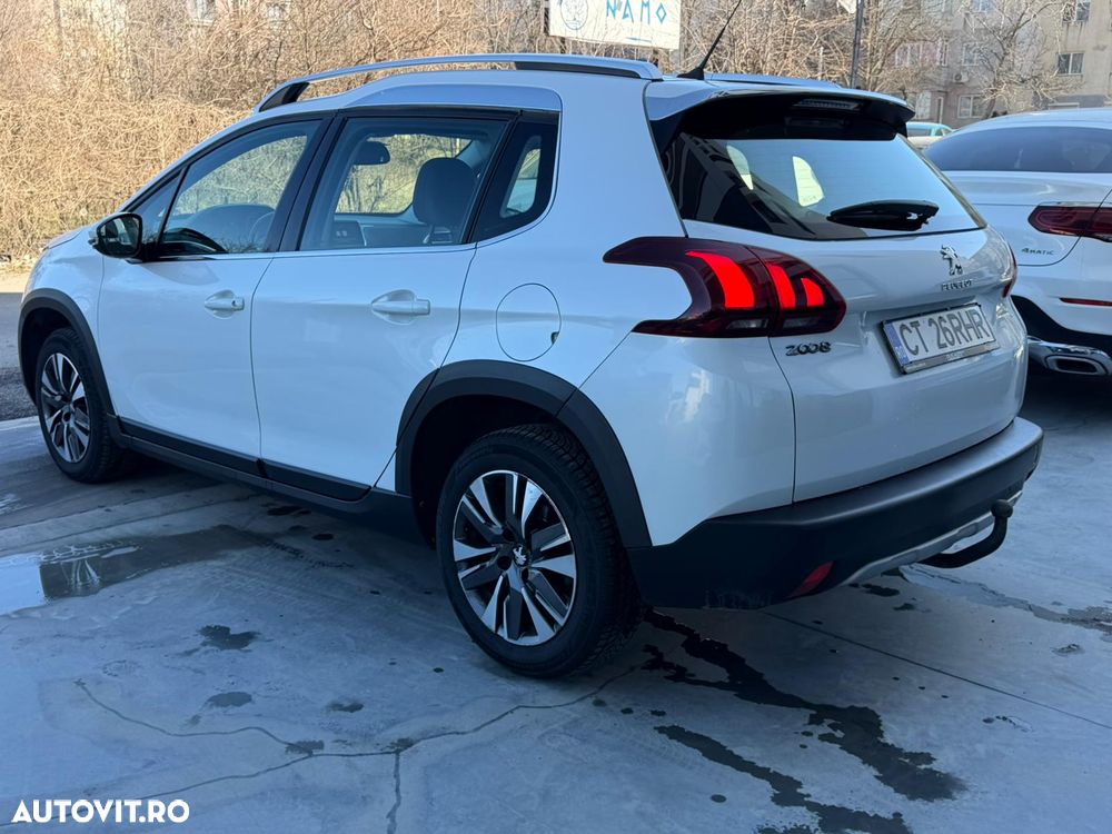 Peugeot 2008 1.2 PureTech Turbo EAT6 S&S Allure - 5