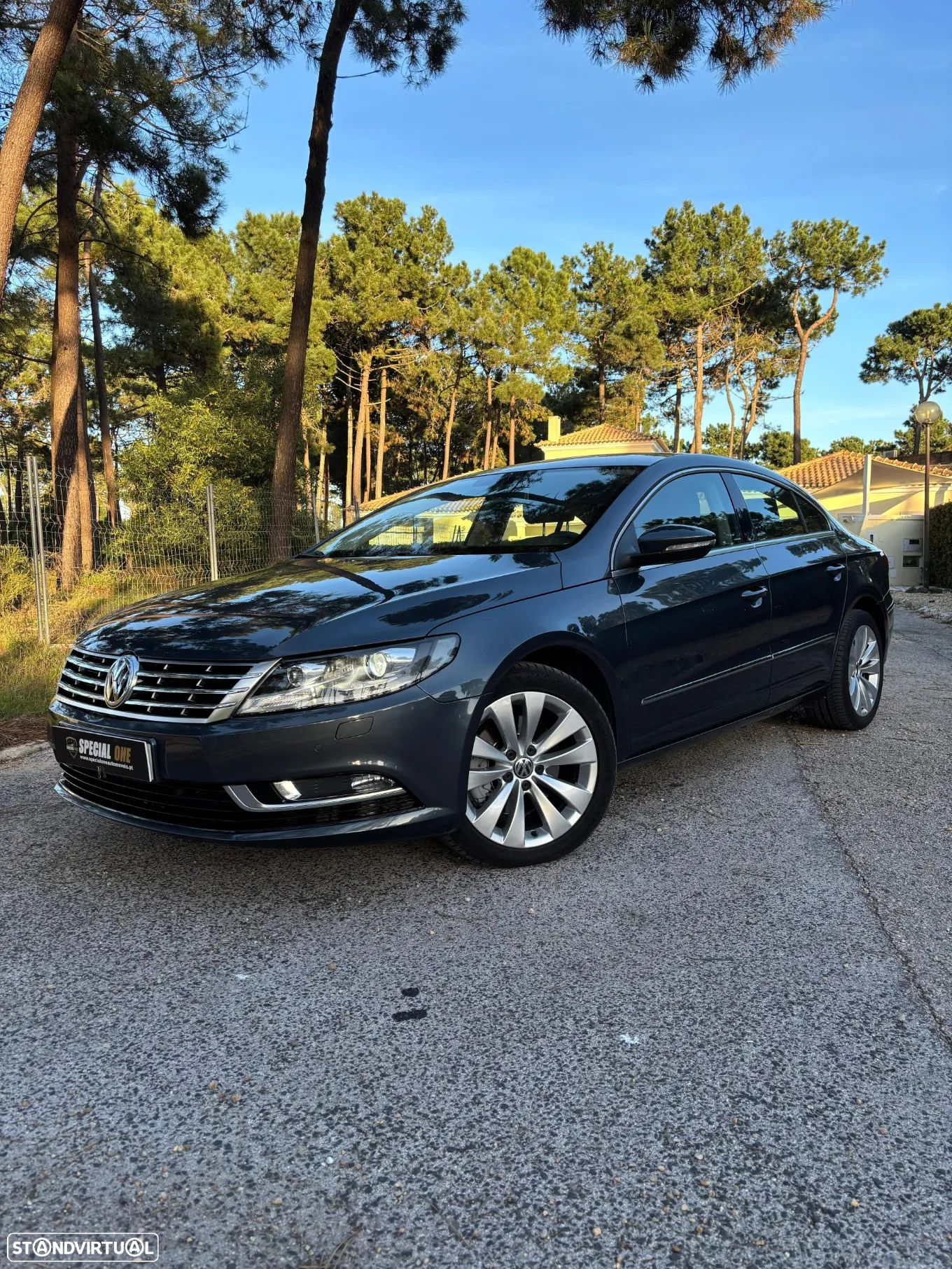 VW Passat CC 2.0 TDi Blue DSG - 1