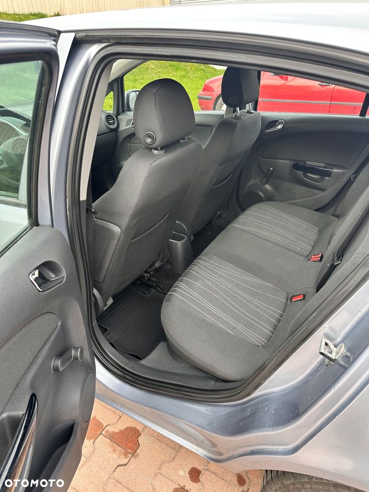 Opel Corsa 1.2 16V - 13