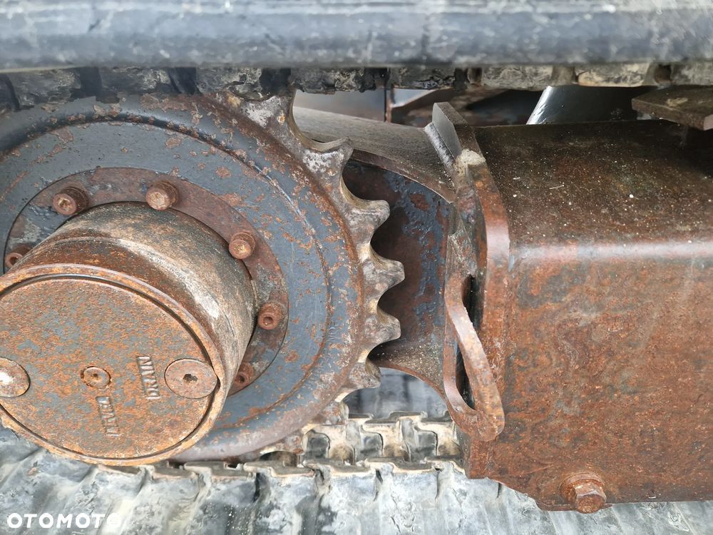 Komatsu PC20MR-2 - 21