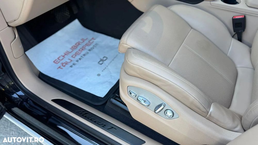 Porsche Macan T - 14