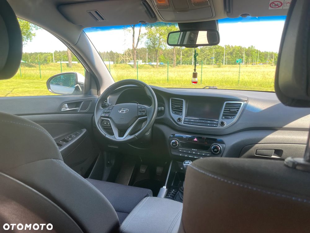 Hyundai Tucson 1.7 CRDI BlueDrive Comfort 2WD - 10