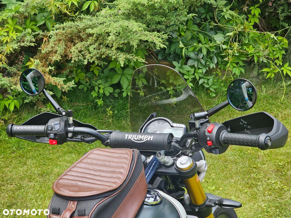 Triumph Scrambler - 9