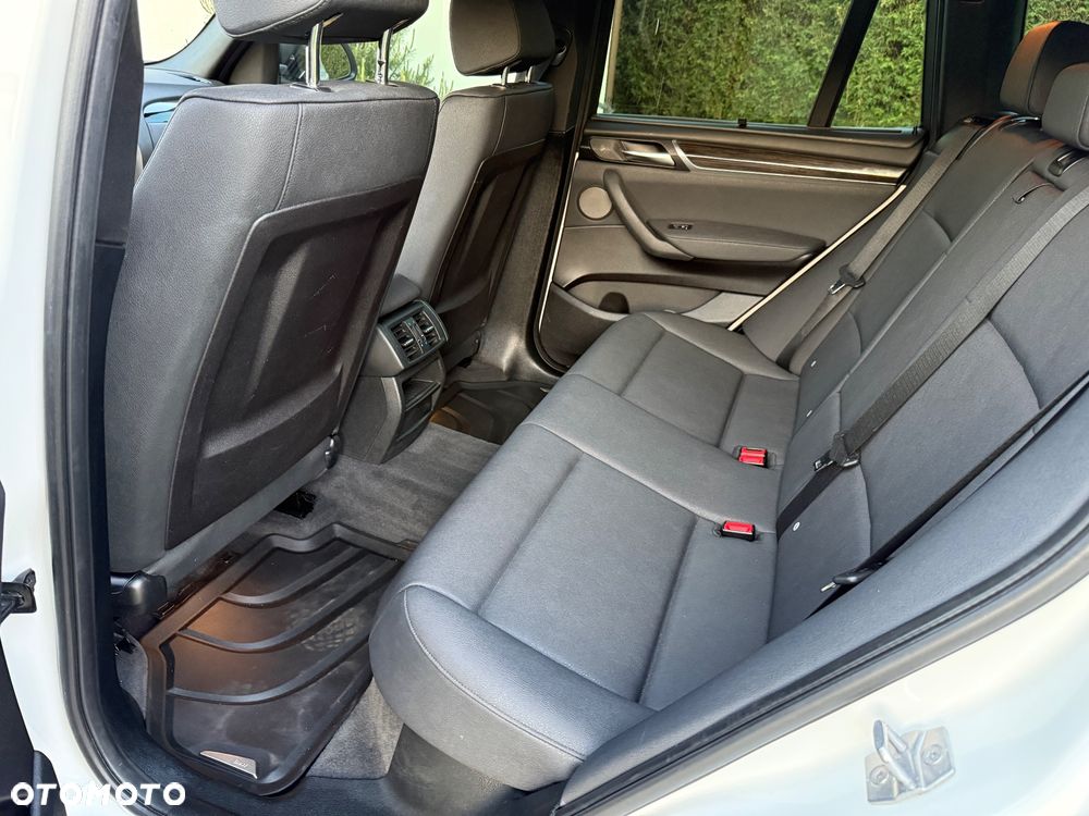 BMW X3 xDrive28i Sport-Aut xLine - 21