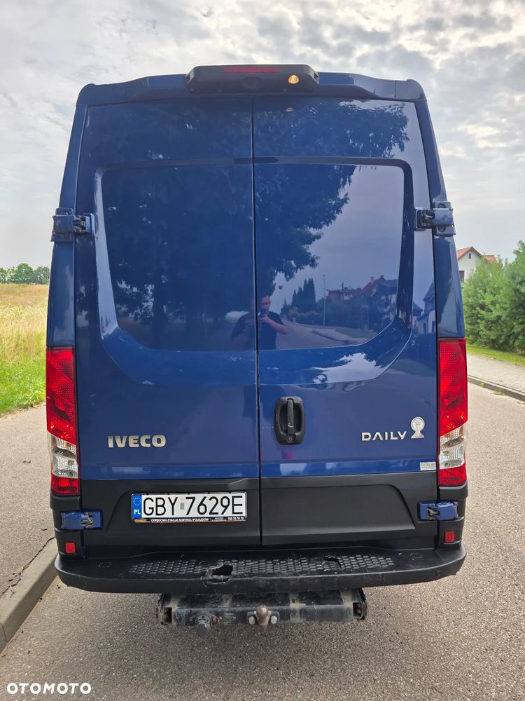 Iveco 50C17 - 14