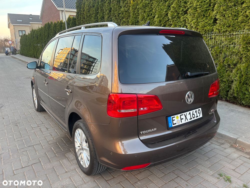 Volkswagen Touran 1.4 TGI BlueMotion Comfortline - 9