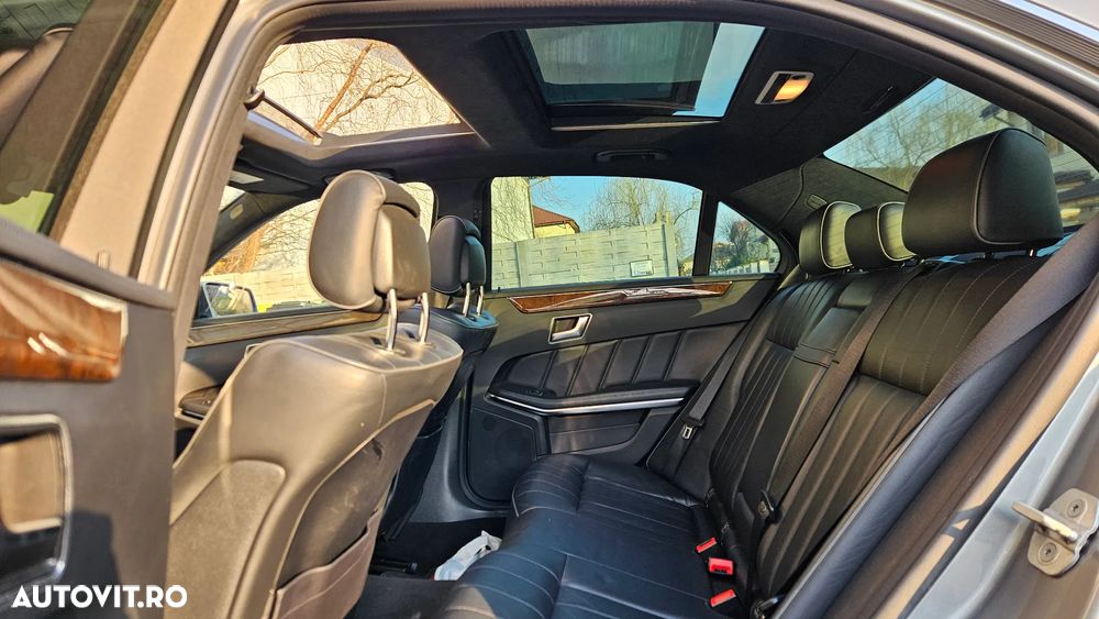 Mercedes-Benz E - 18